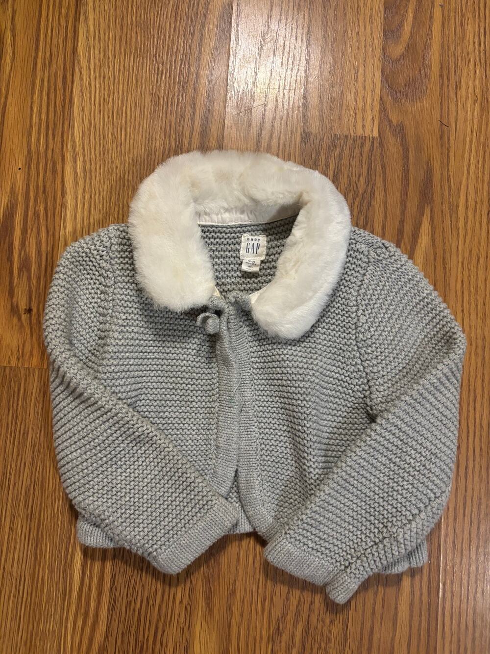 Gap Baby/ Toddler Gray Knit Fall/ Winter Faux Fur Trim Cardigan/ Sweater